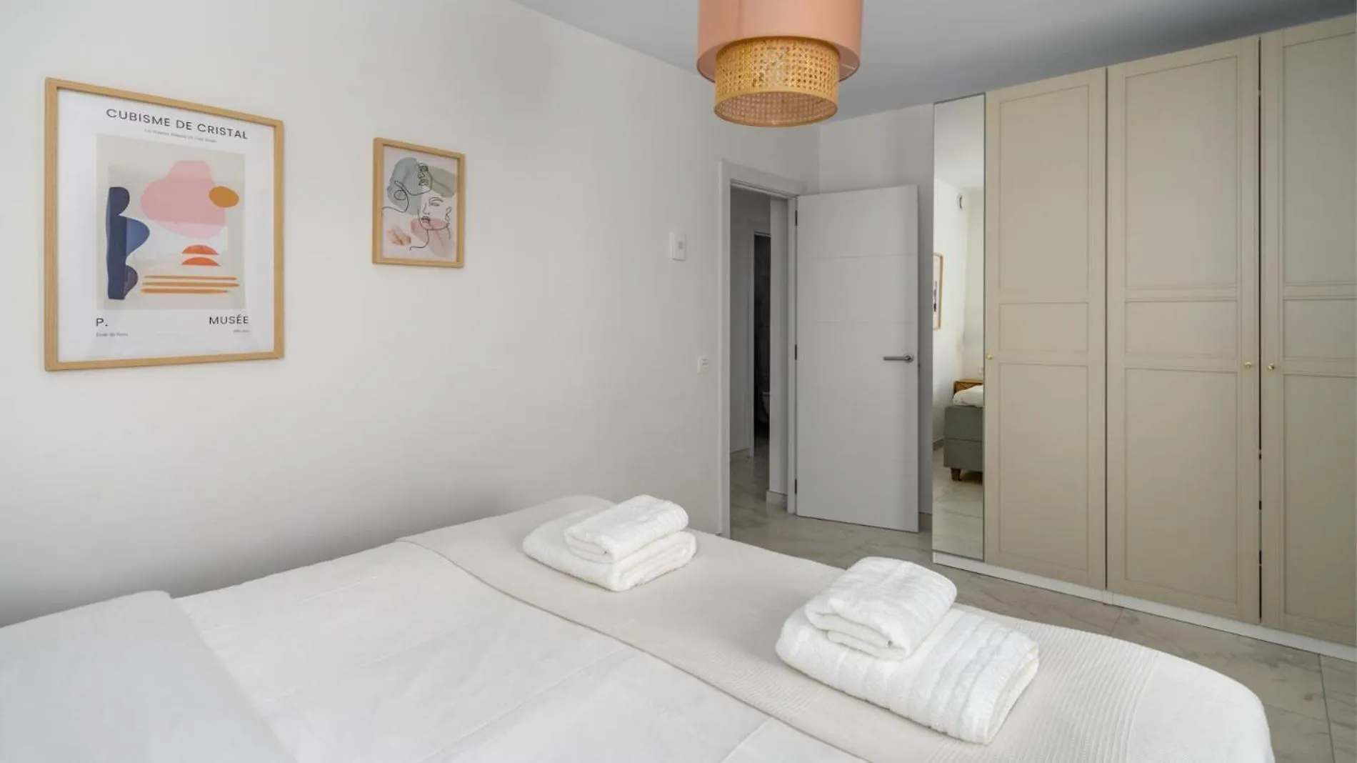 Modern Eleganceprivate Pool Villa Fuengirola
