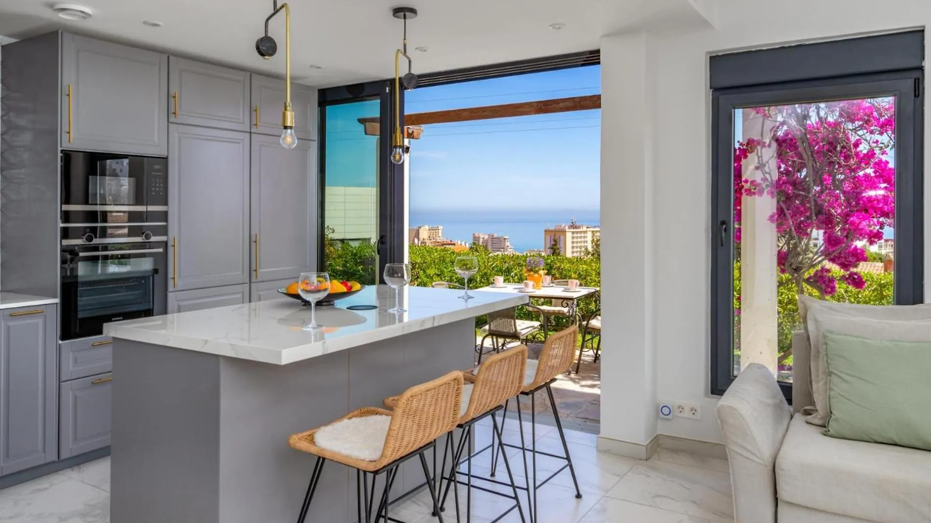 Modern Eleganceprivate Pool Villa Fuengirola